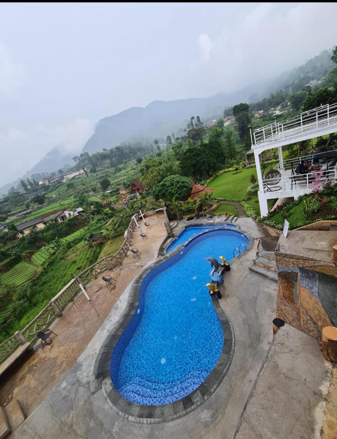 Villa Kaca 88 Cianjur Esterno foto